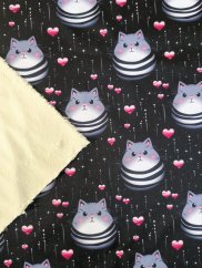 Softshell s baránkom- Mačičky a srdiečka na čierne