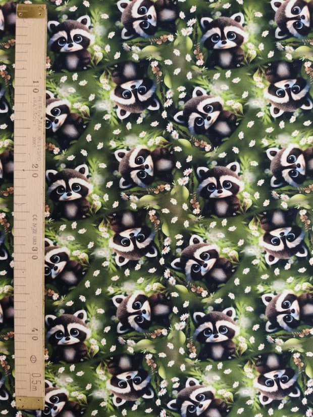 Úplet - Mýval v sedmokráskach