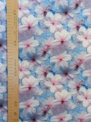 Pletené - kvety na modrej farbe